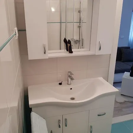 Apartament Mia 1 Baška Voda Zewnętrze zdjęcie